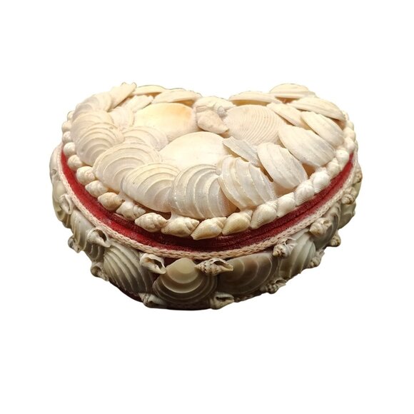 Heart-Shaped Vintage Shell Trinket Box with Red Velvet Lining Handmade Philippin - Picture 2 of 6
